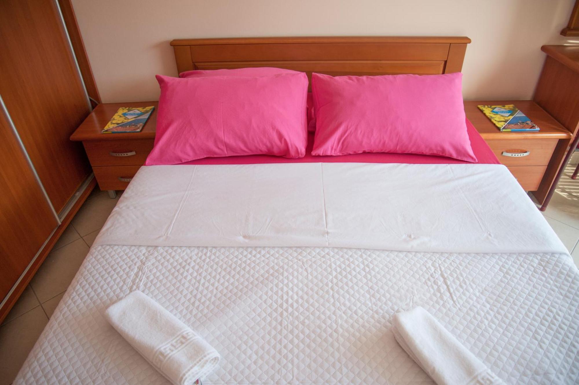 Apartments Mako Herceg Novi Kültér fotó