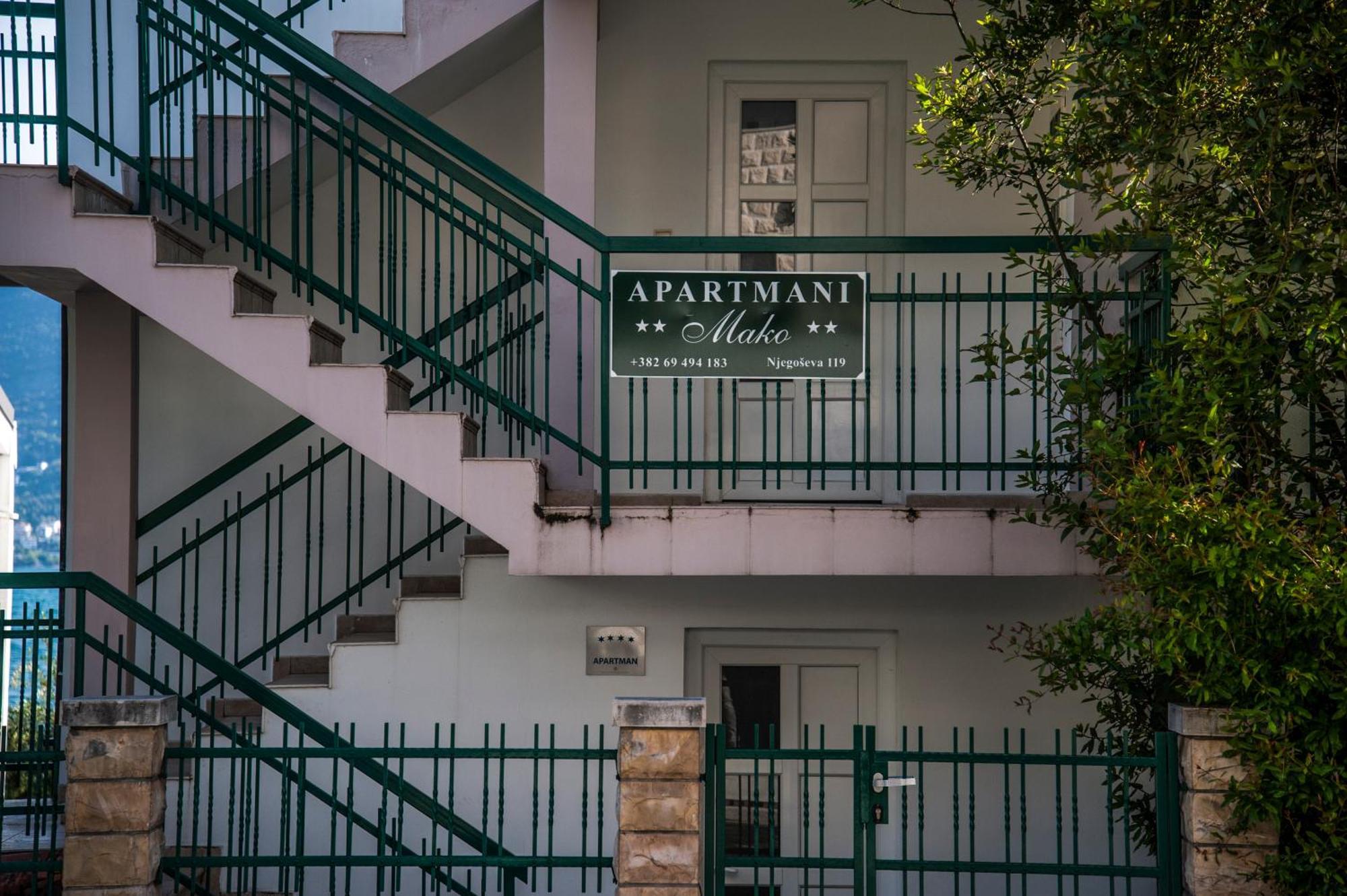 Apartments Mako Herceg Novi Kültér fotó
