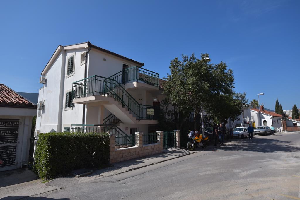 Apartments Mako Herceg Novi Kültér fotó