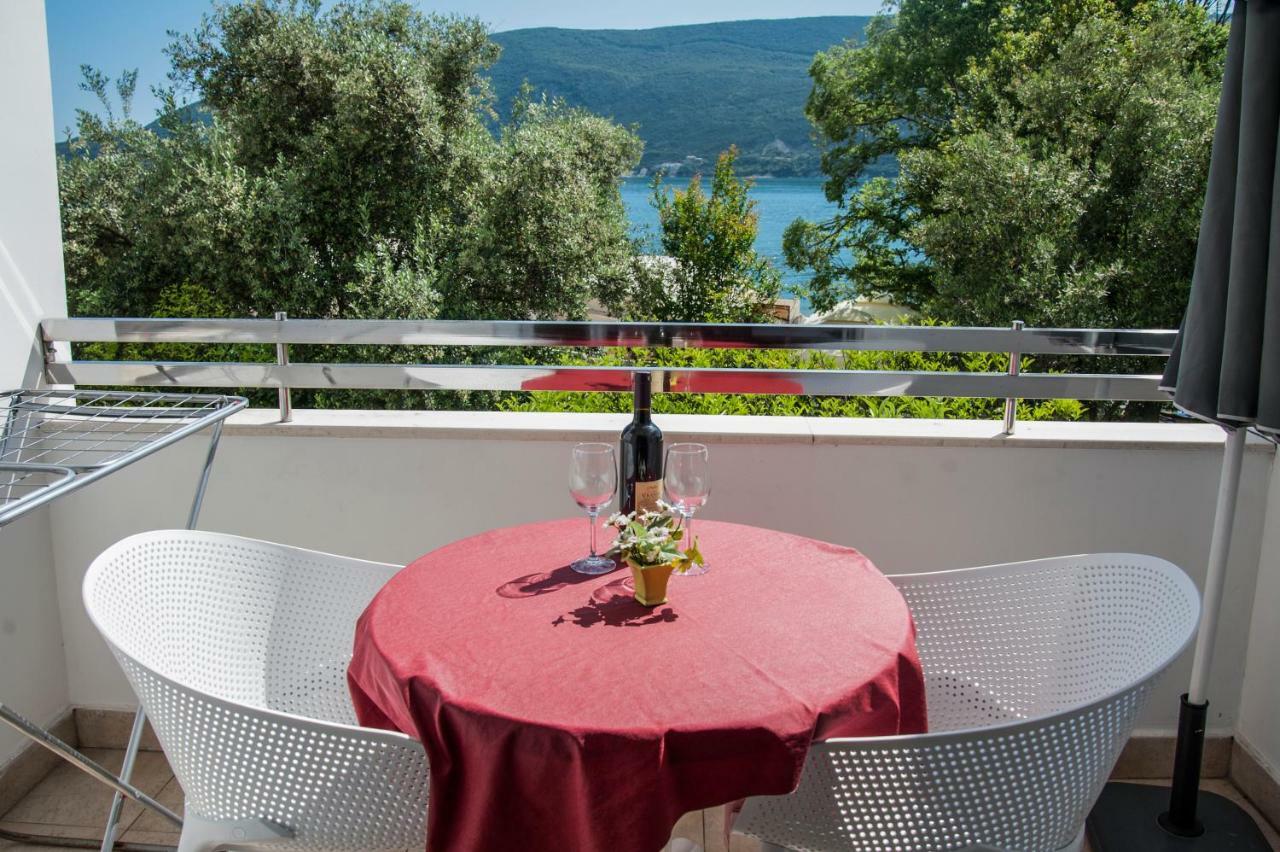 Apartments Mako Herceg Novi Kültér fotó