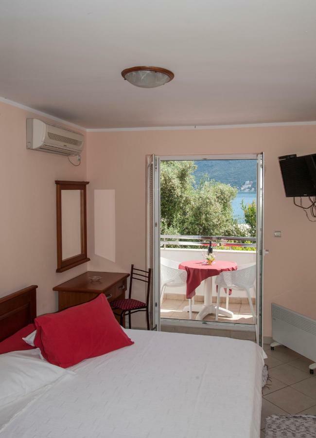 Apartments Mako Herceg Novi Kültér fotó